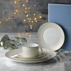 Trendy Living Arris Dinnerware Wedgwood