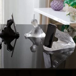 Trendy Living Lalique Crocodrile Tablet Holder Clear