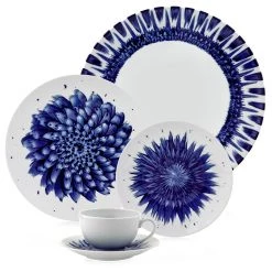 Trendy Living In Bloom Salad Plate